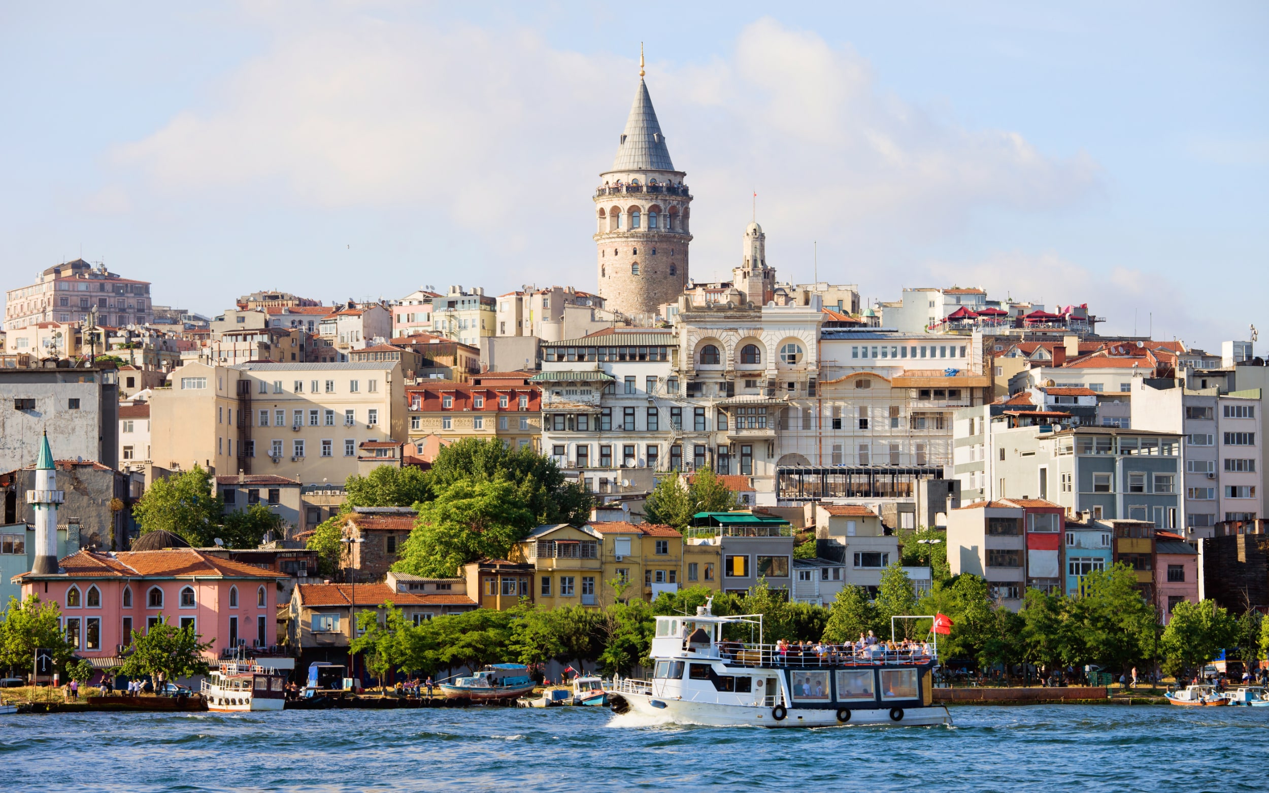 Istanbul, Turkey Population (2024) Population Stat